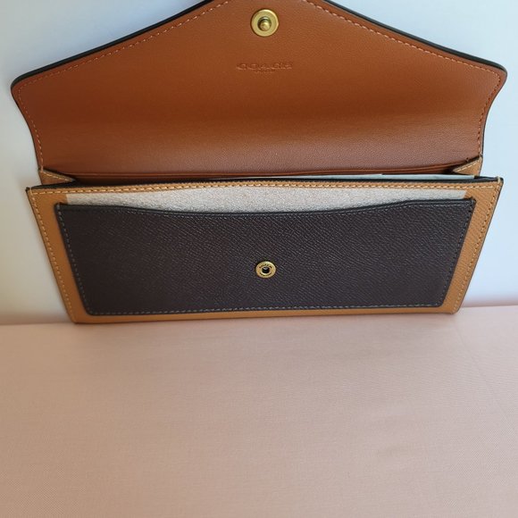 COACH Wyn Colorblocked Crossgrain Leather Large Wallet- Light Camel Multi⭐ - Picture 12 of 16